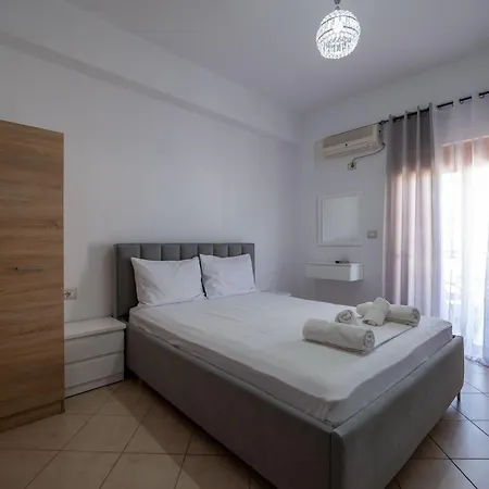 Visi * Εξαμίλιο