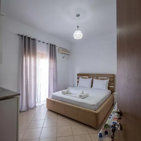 Visi Ksamil